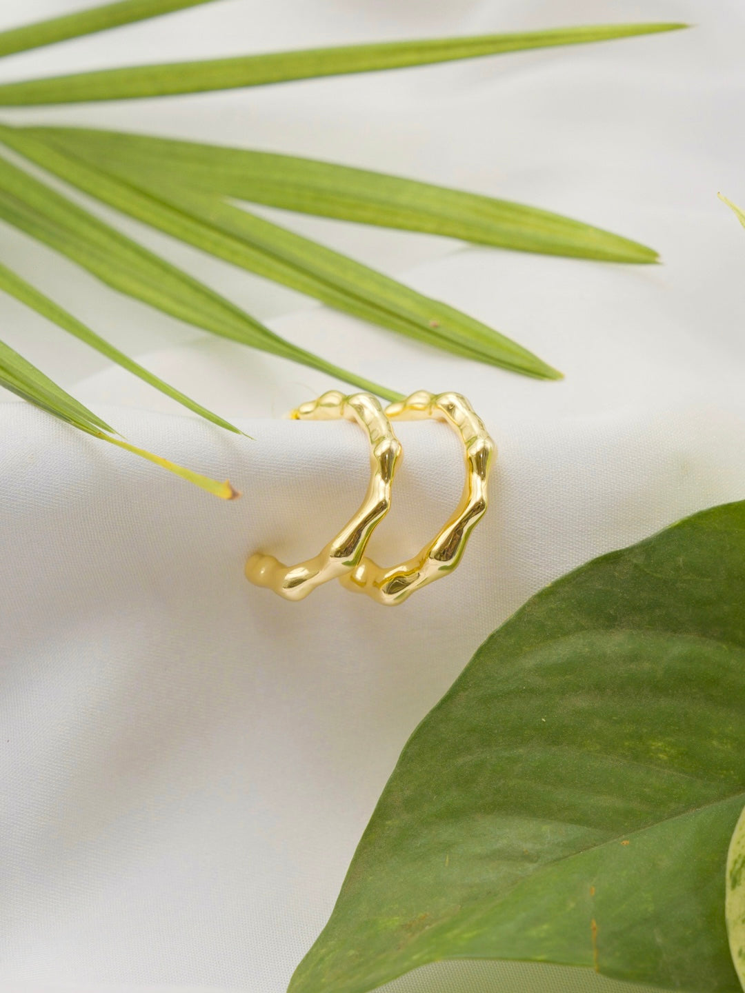 Itrani Molten Twist Sculpted Hoop Earrings