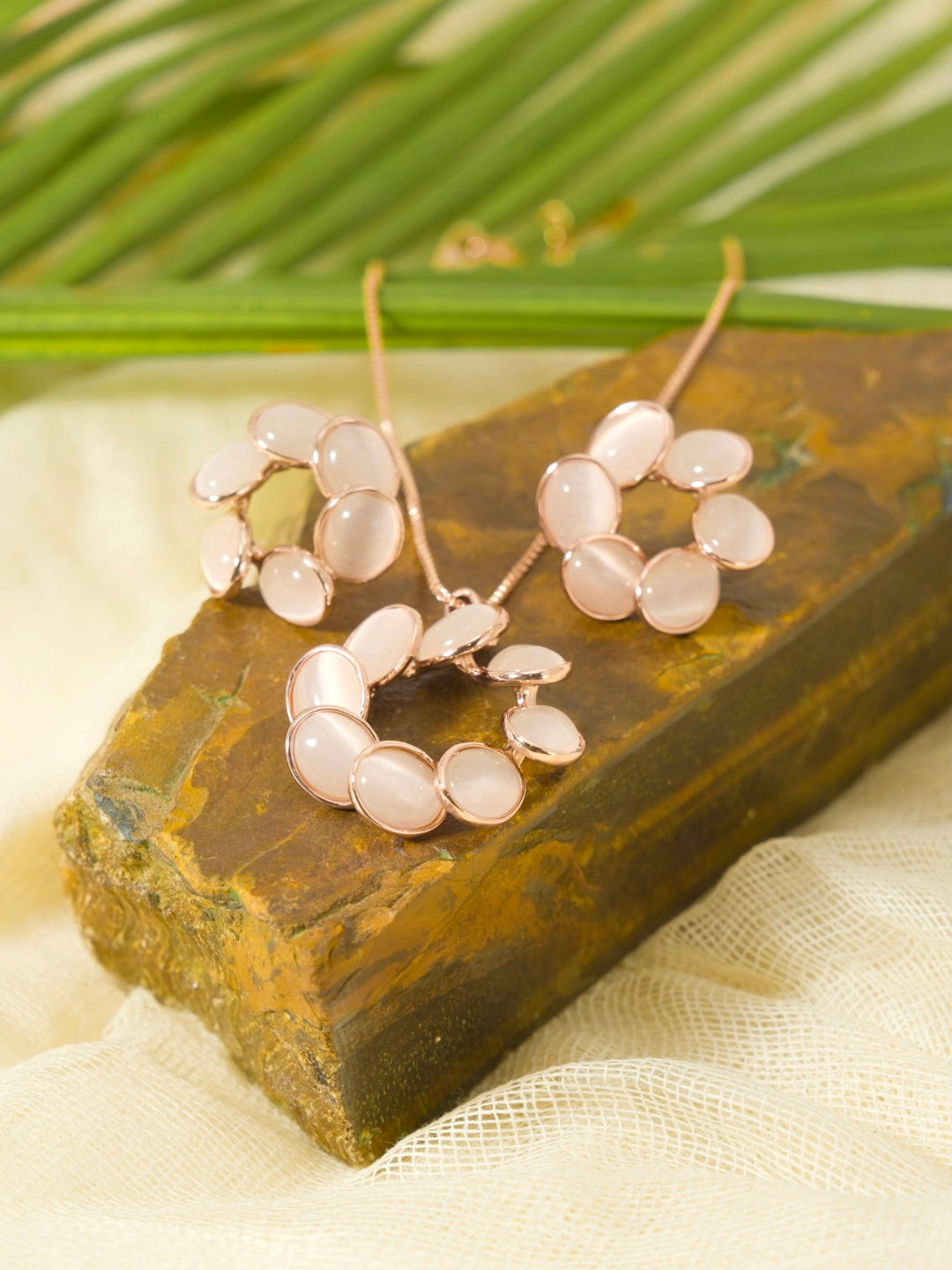 Itrani Petal Bloom Statement Necklace Set