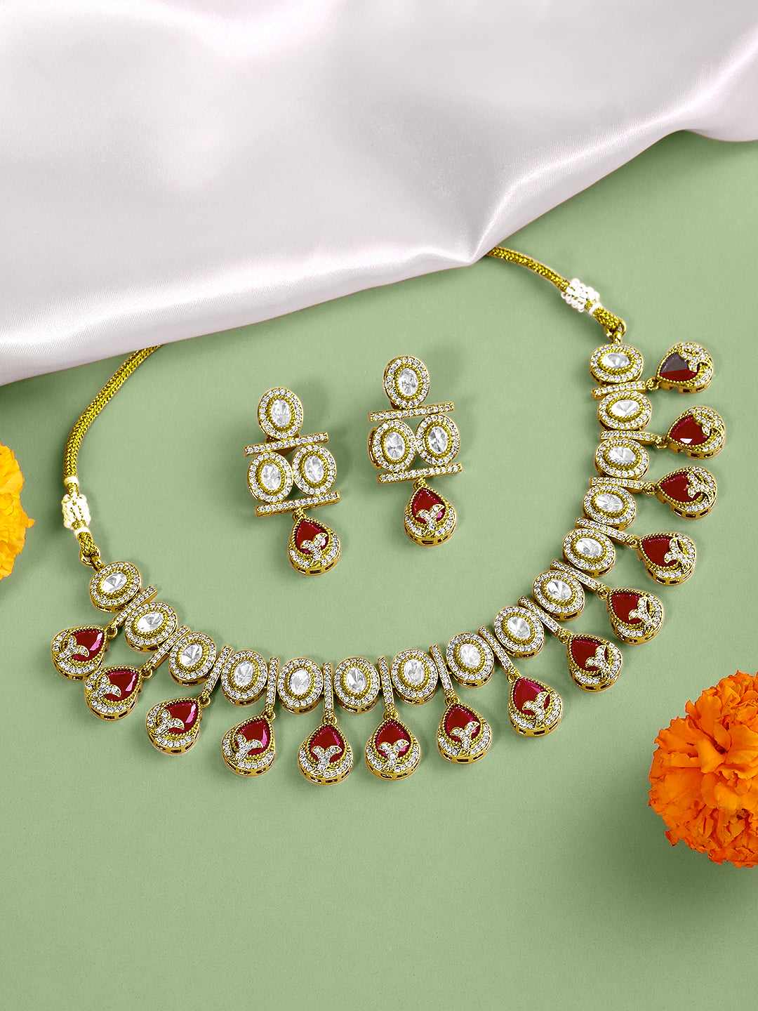 Itrani Elegant Moissanite Stone Leaf Drop Necklace Set
