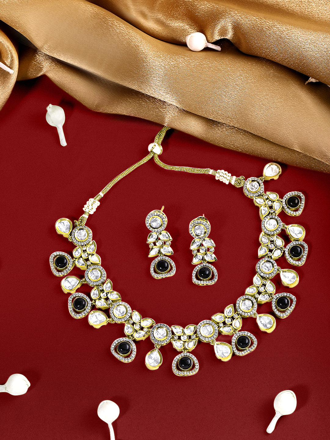 Itrani Black Beauty Moissanite,Polki Stone Necklace Set