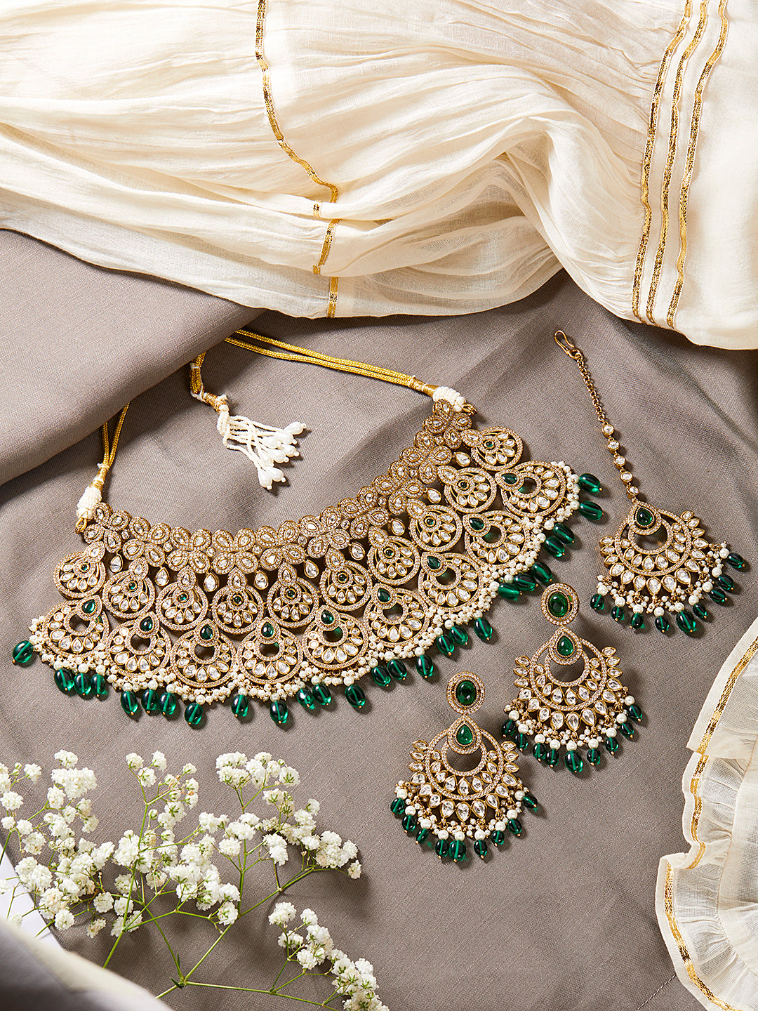 Itrani Elegant Kundan Polki Emerald Bridal Necklace Set