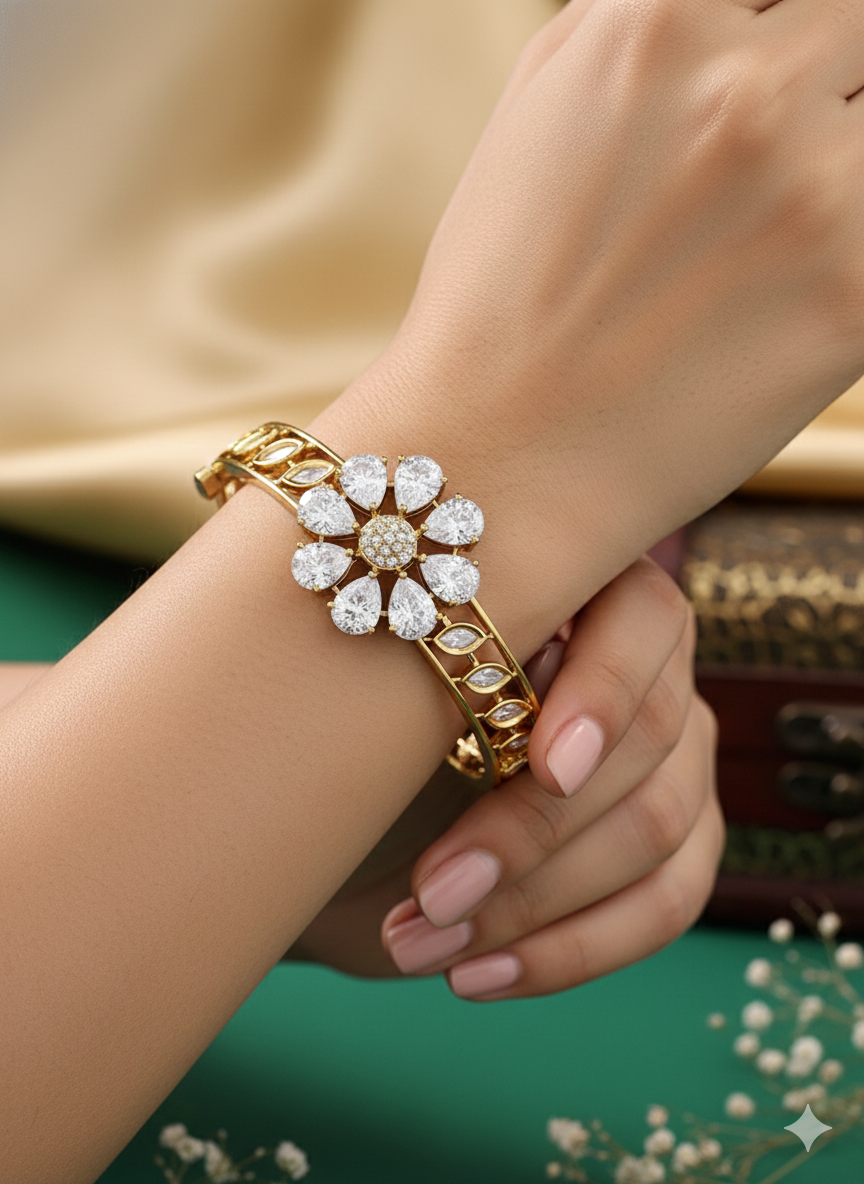 Itrani Sparkling Blossom Crystal clera Uncut Diamond Brass Bracelet