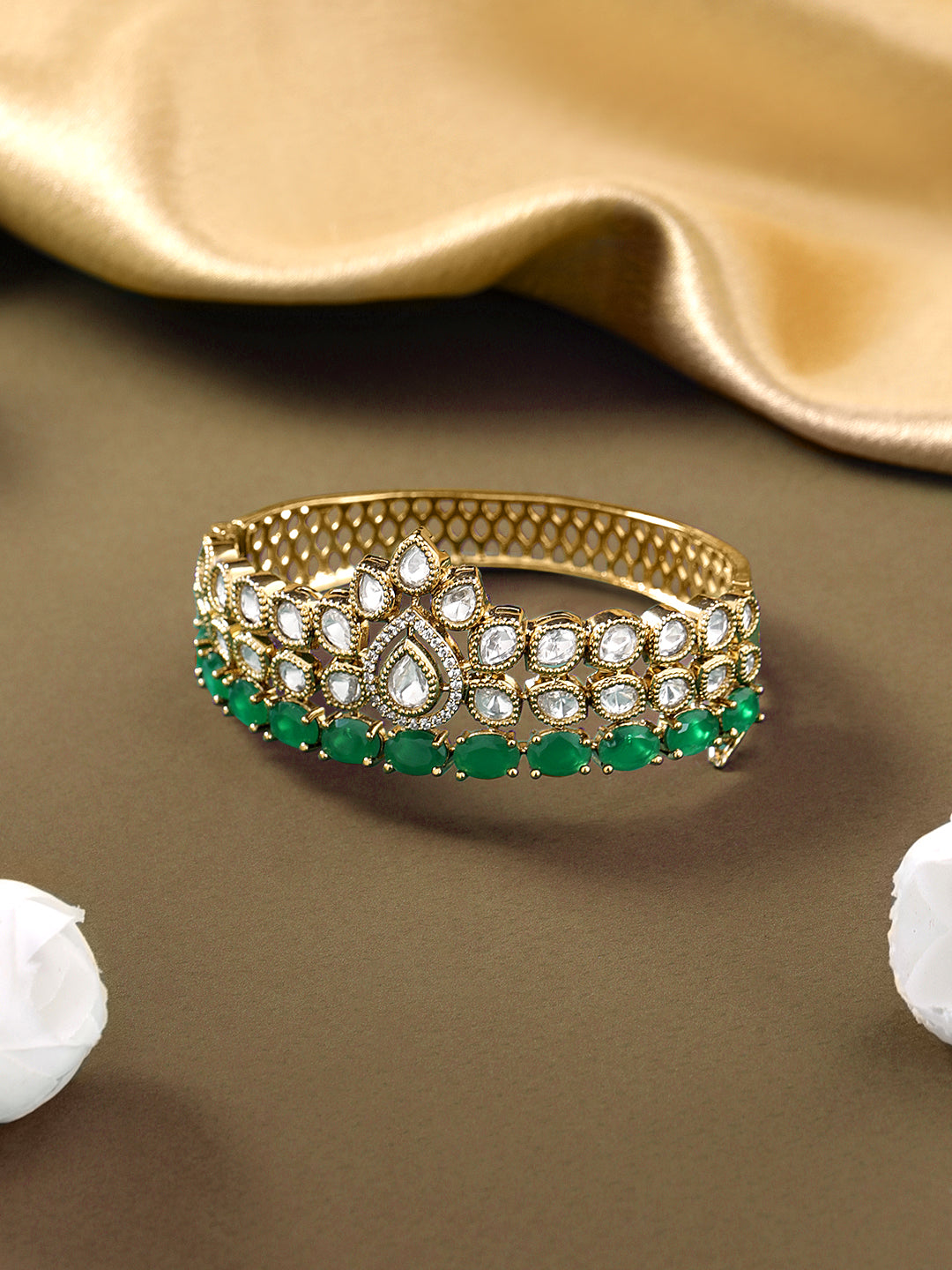 Itrani Luxe Emerald Uncut Diamond Brass Bracelet