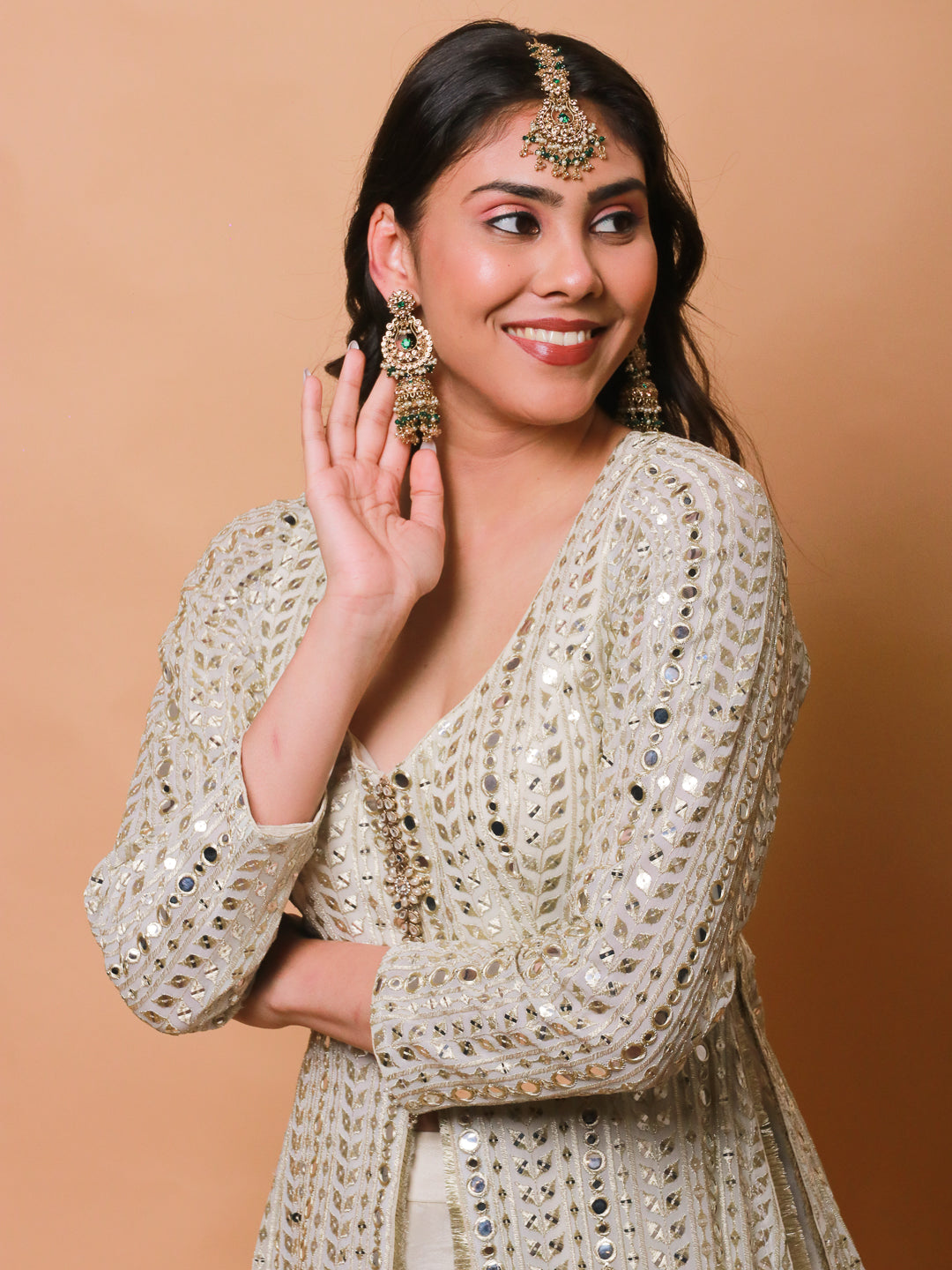 Regal Emerald Chandbali Earrings & Maang Tikka Set with Pearl Droplets