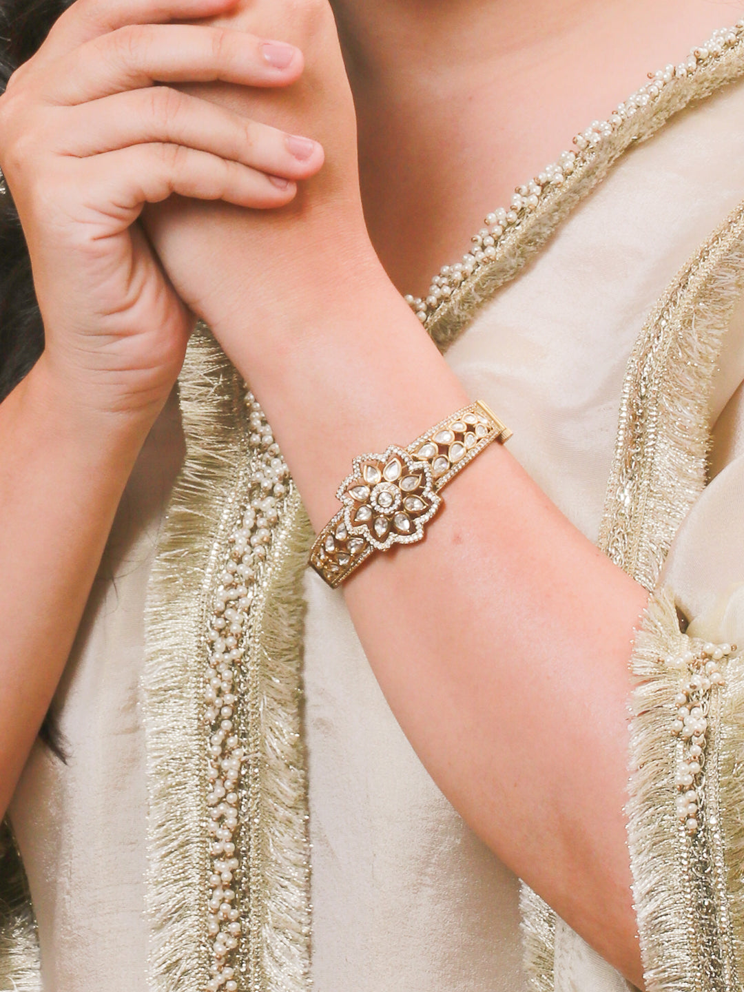 Itrani Lotus Glow Polki Kada Jewelry Set