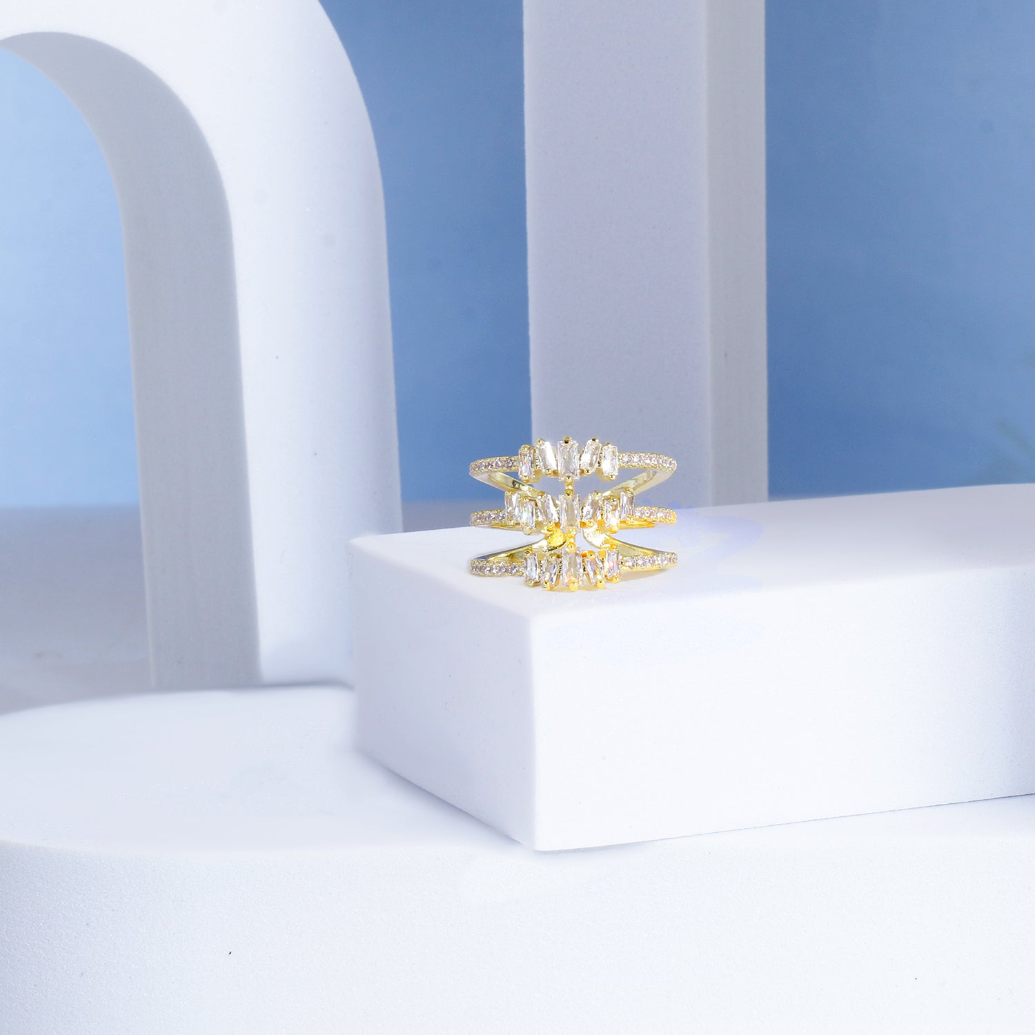 Itrani Luxe Gold Triple-Layer Baguette Stone Ring
