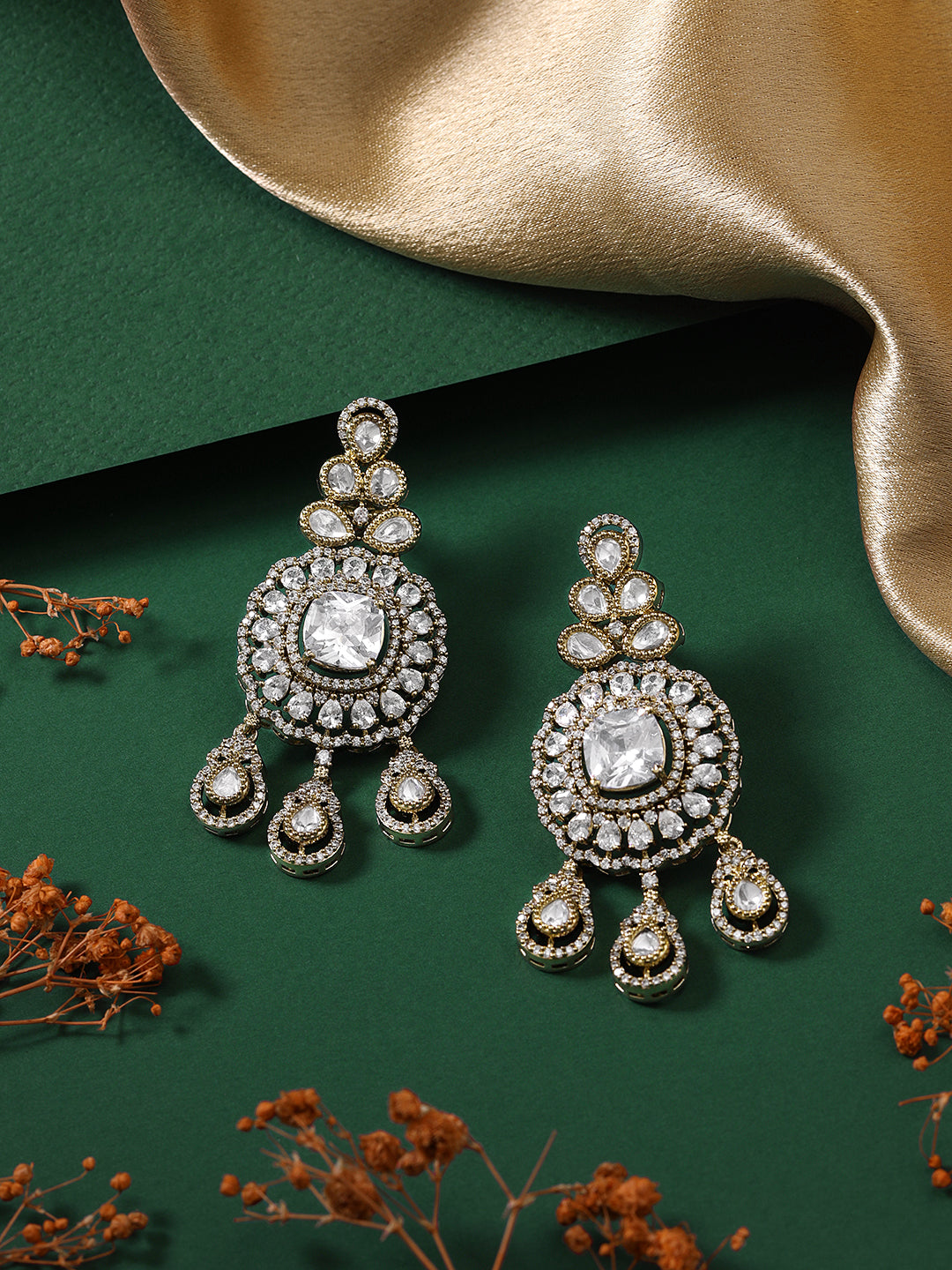 Itrani Crystal Diamond Style Royale Dangling Bridal Earrings