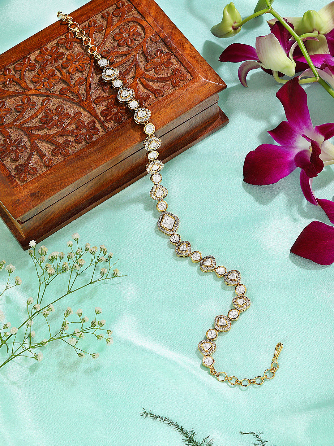 Itrani Royal Gleam Clear Polki setting Stone Sheesh Patti