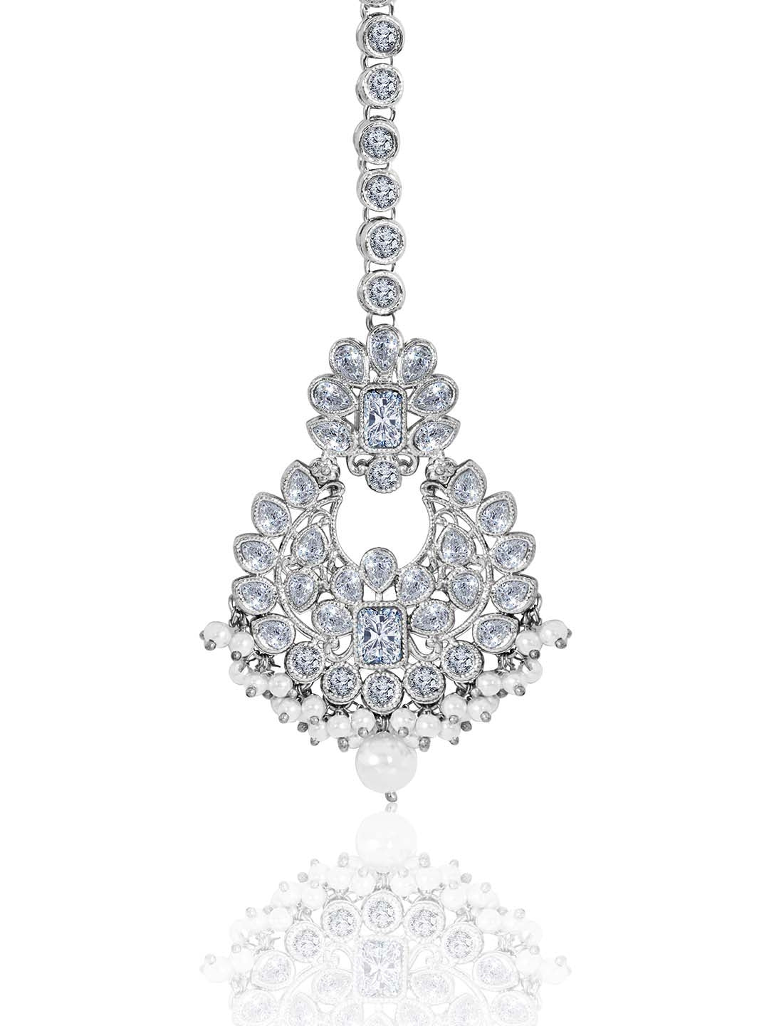 Itrani Royal Pearl Kundan Maang Tikka – Bridal Hair Jewelry in Silver Tone