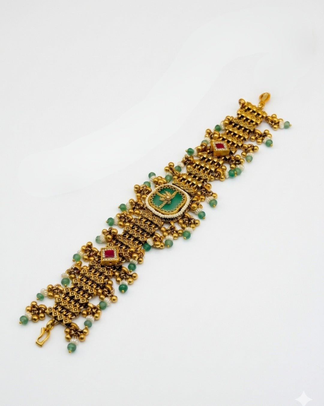Itrani Rajwadi Heritage Ethnic Gold Plated Bracelet With Glass Center Stone.