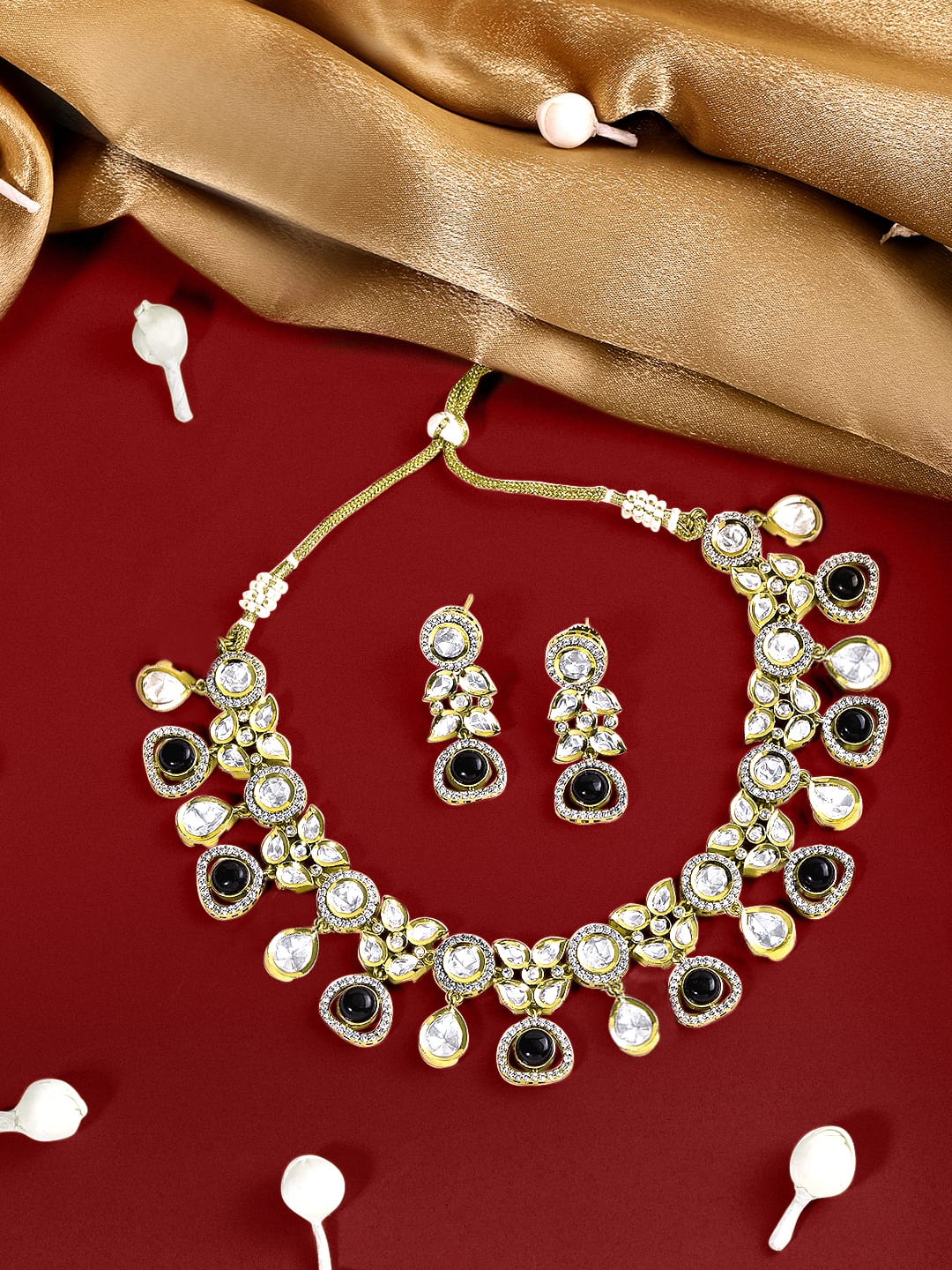 Itrani Black Beauty Moissanite,Polki Stone Necklace Set