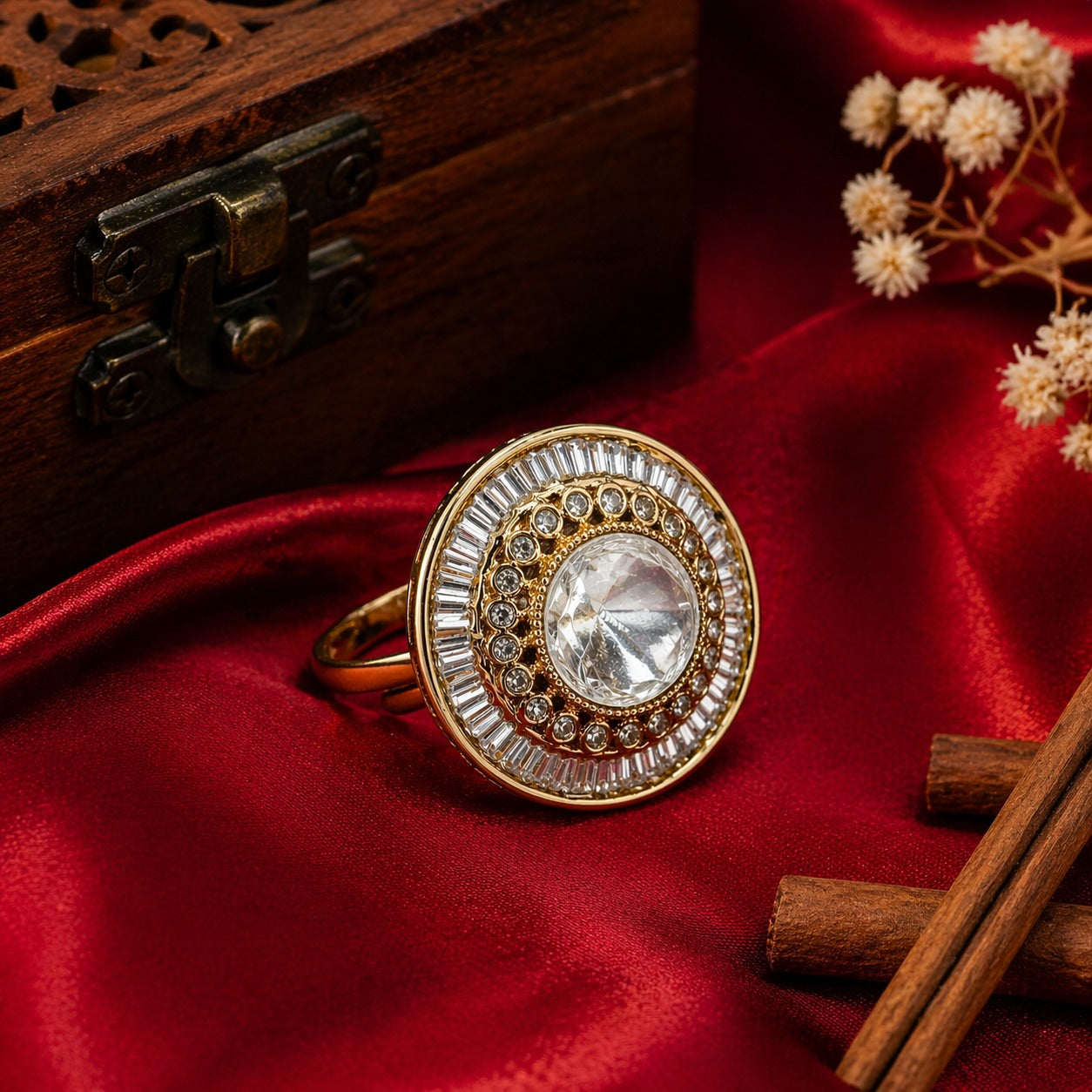 Itrani Bugette Zircon Stone Coctail Statement Ring