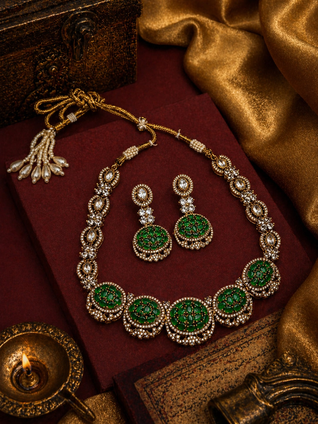 Itrani Champagne Crystal Victorian Style Uncut Diamond Necklace Set