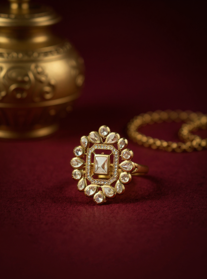 Itrani Regal Charm Polki Ring – Anti-Tarnish Brass with Classic Stonework