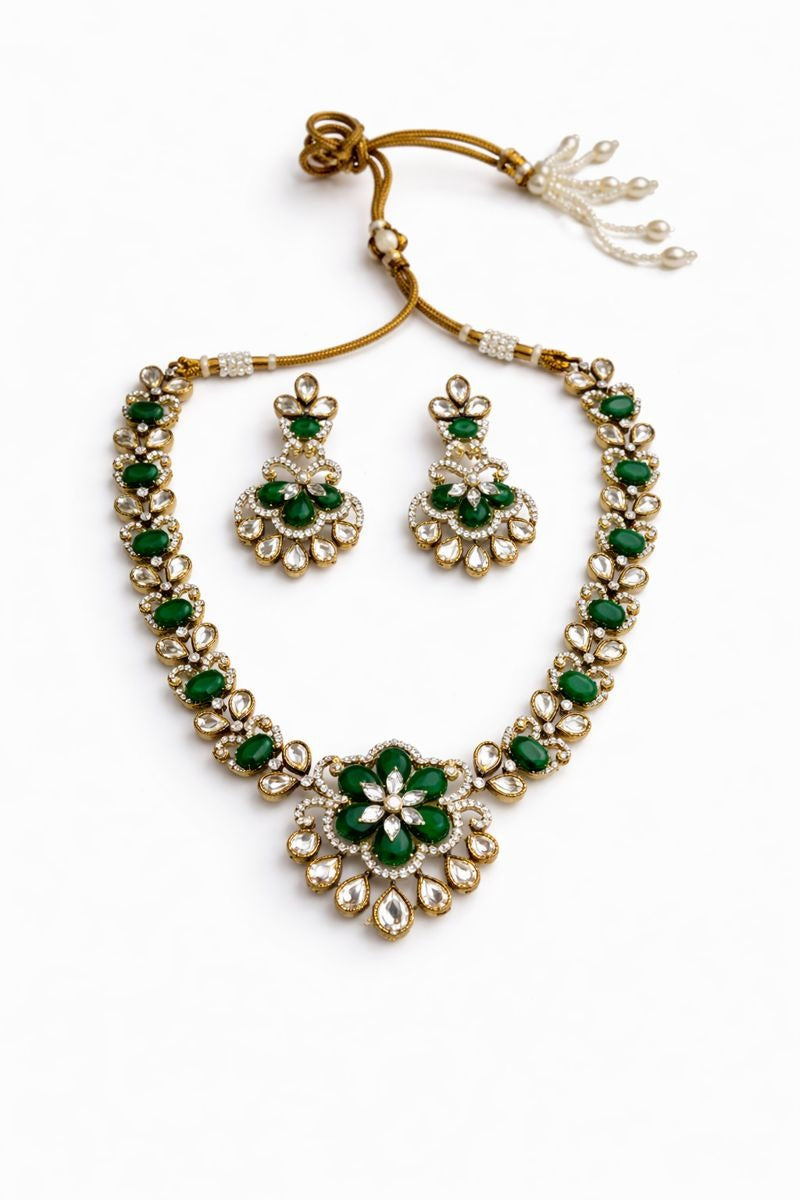Itrani Luxe Floral Emerald Uncut Diamond with Clear Polki and Setting Stone Necklace Set