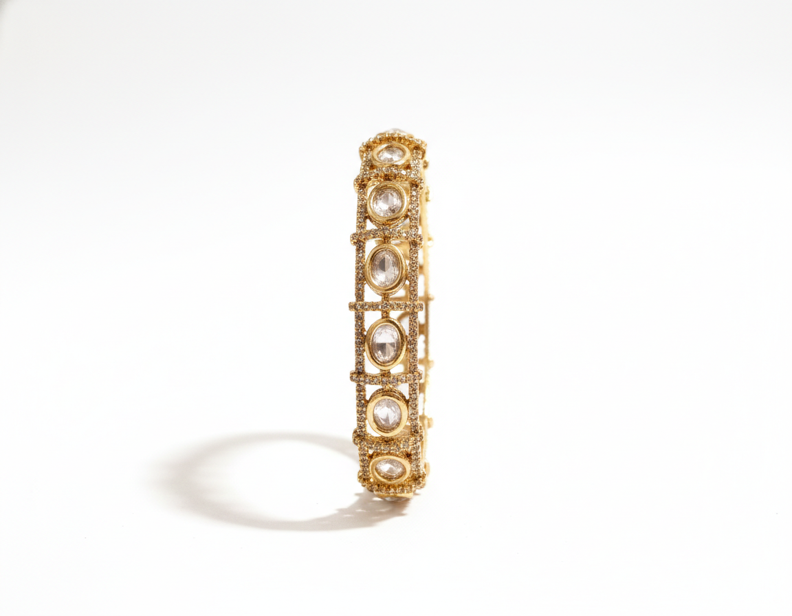 Itrani Elegant Kada Look Bracelet with Moissanite  Stone