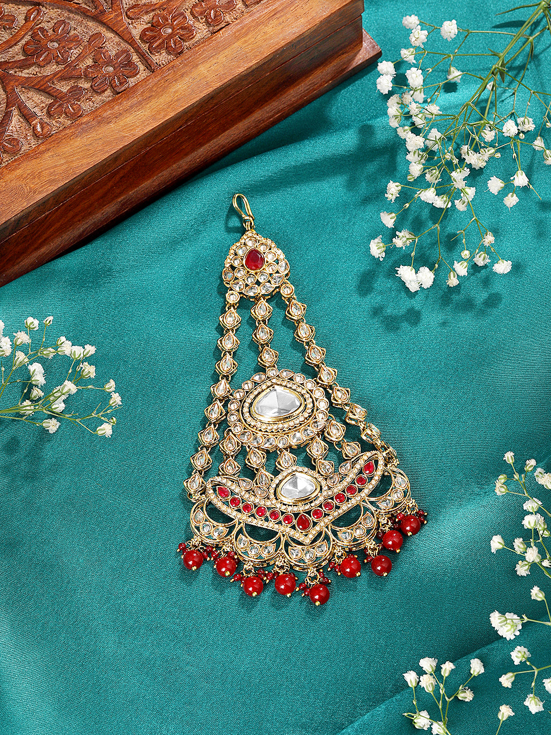 Itrani Ruby Mughal Aura Passa