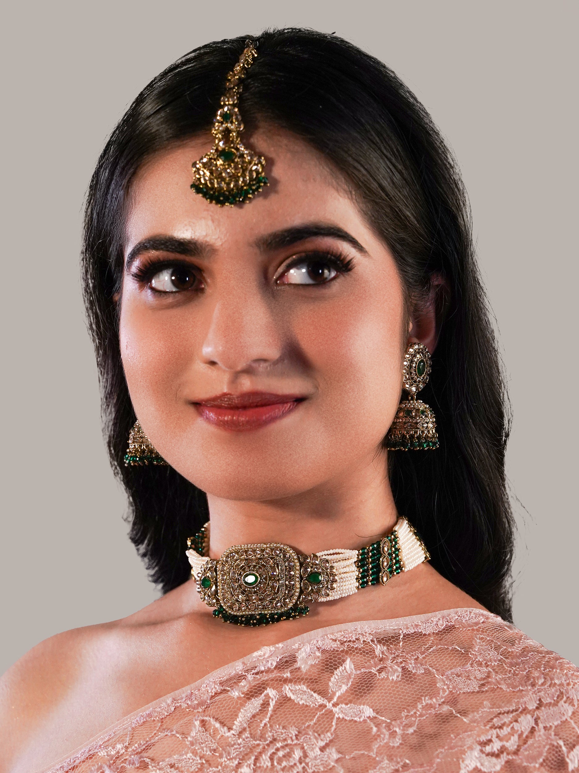 Itrani  Emerald Pearl  Choker Necklace Set