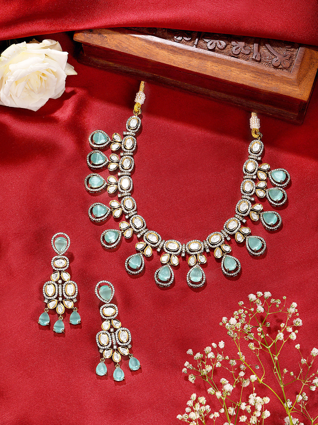 Itrani mint green Stone droplets Necklace Set – Luxe Heritage Edit