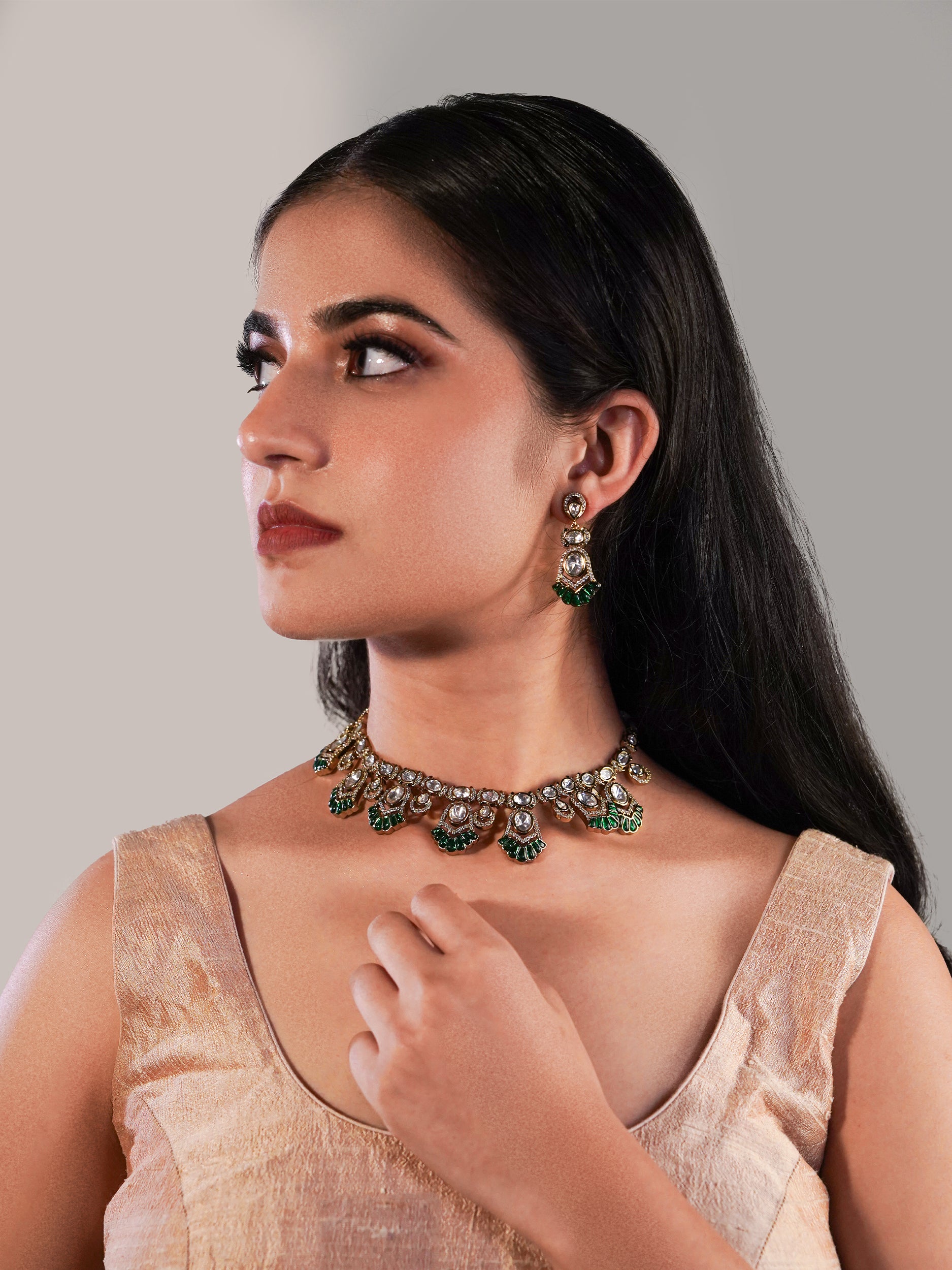 Itrani Ishya Green Fan Motif Necklace Set – Clear Polki Stone Choker in Brass Finish