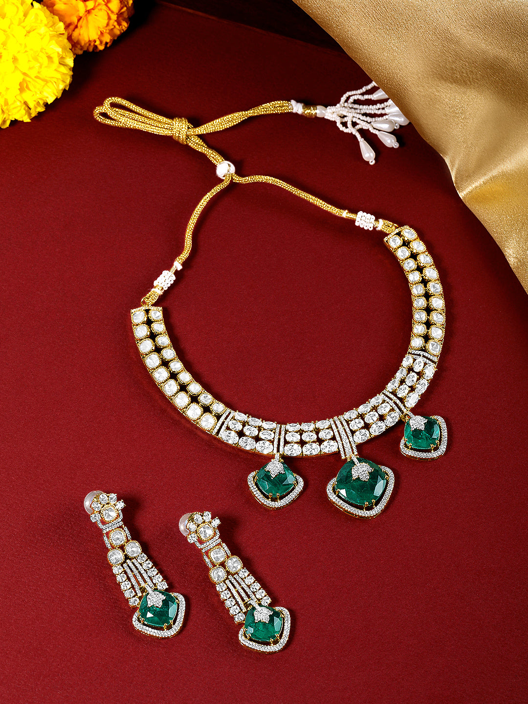 Itrani Zoya Emerald Green, Double-8 Stone with polki Premium Necklace Set.