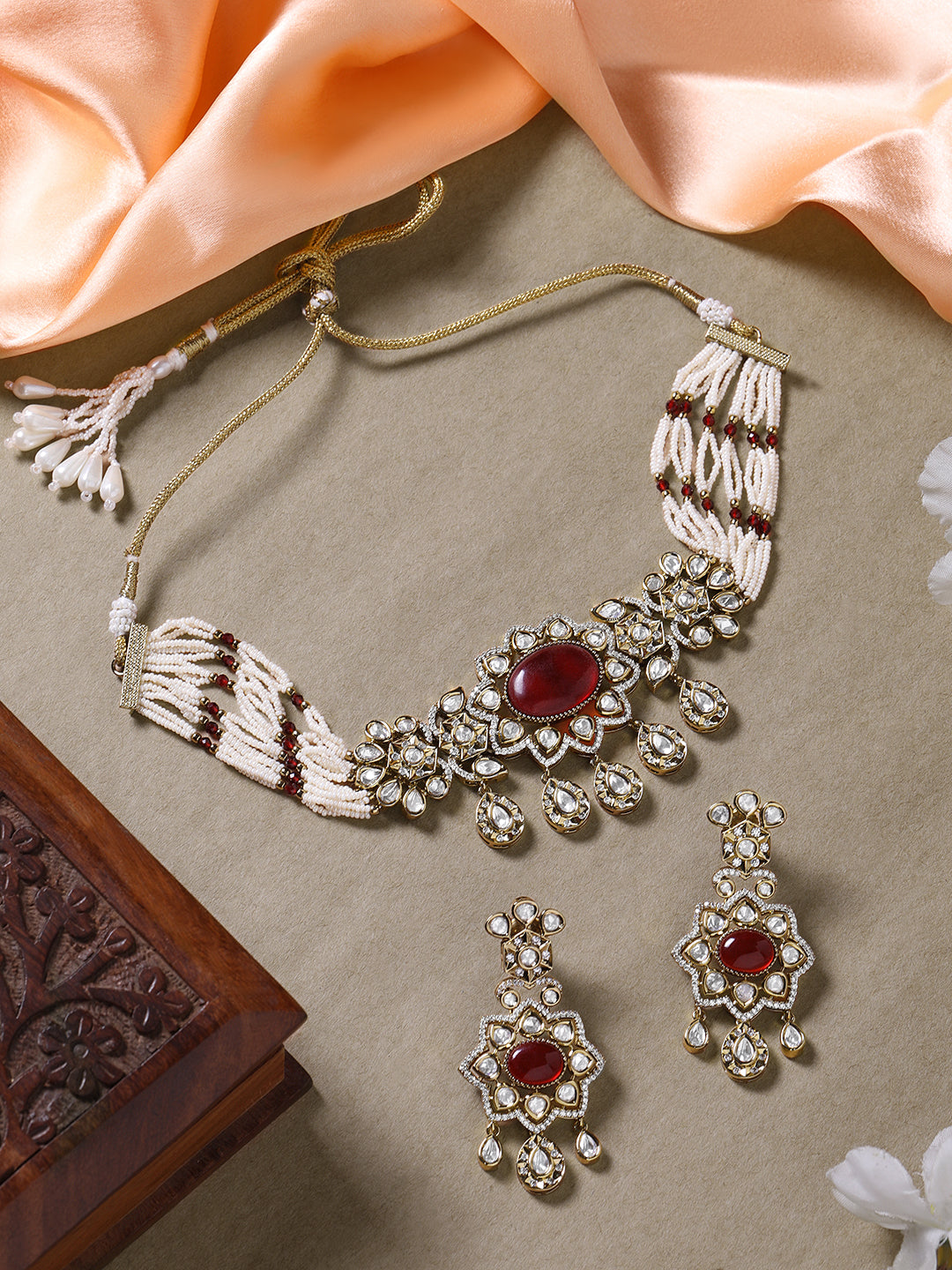 Itrani Luxe Oval Shaped Ruby With Polki Stones Choker Necklace Set