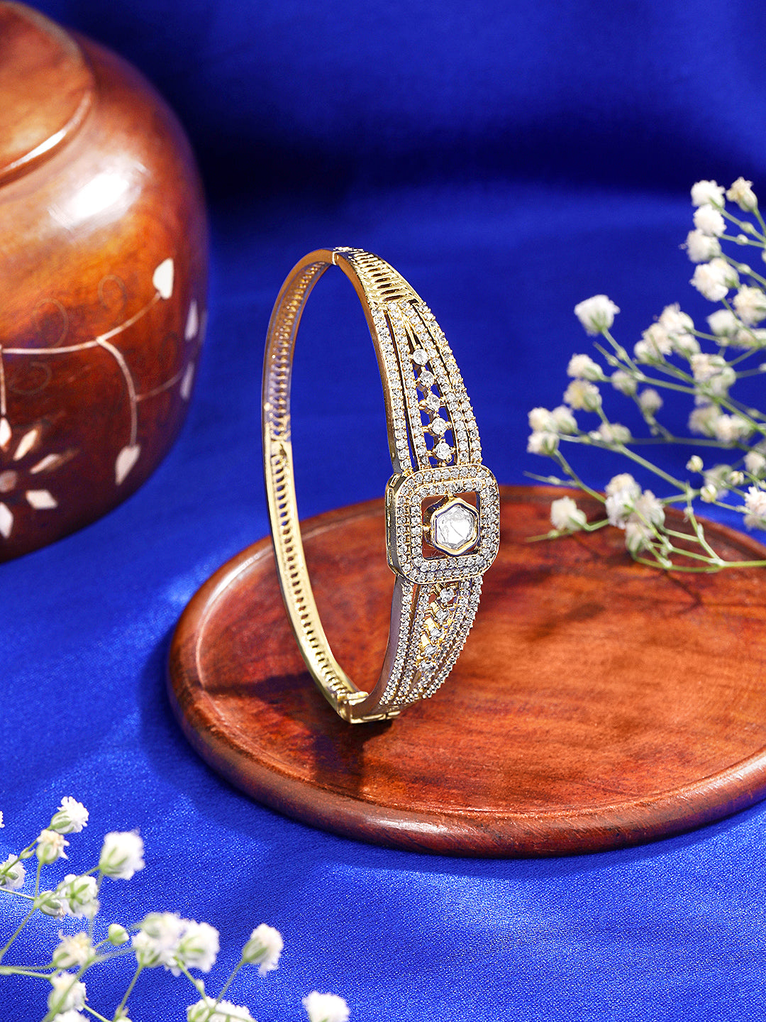 Itrani Noor Clear Polki Stone Brass Bracelet