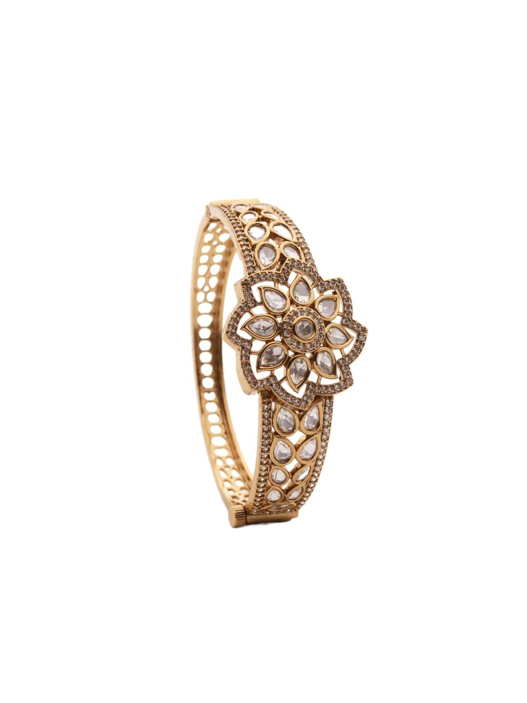Itrani Lotus Glow Polki Kada Jewelry Set