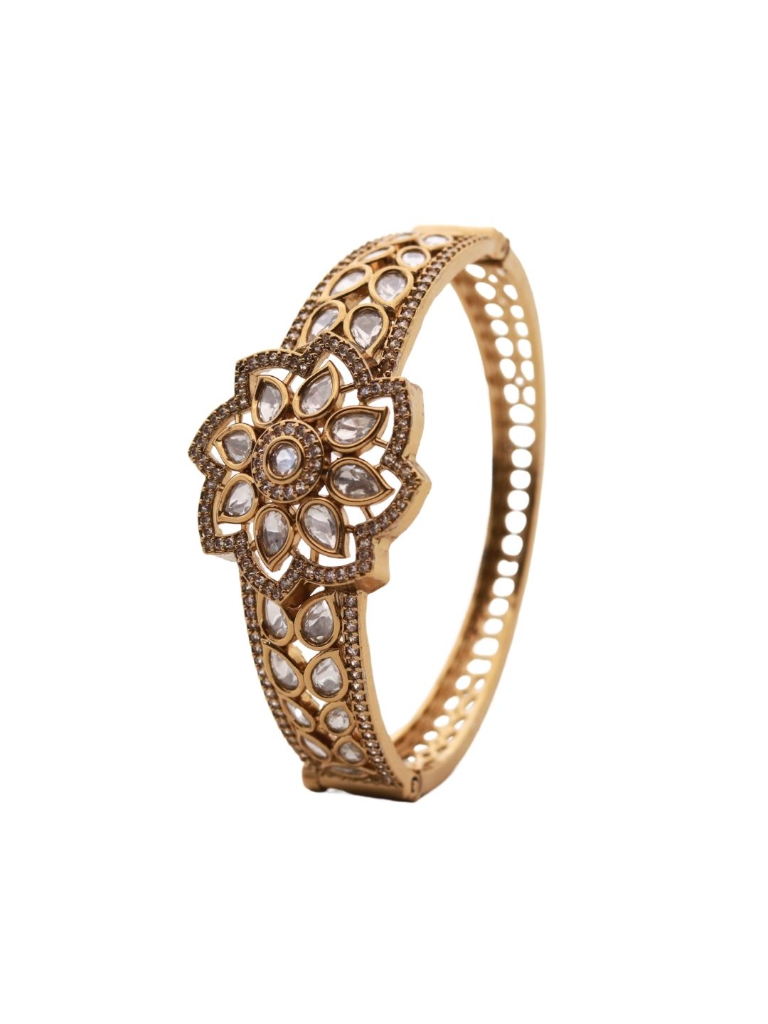 Itrani Lotus Glow Polki Kada Jewelry Set