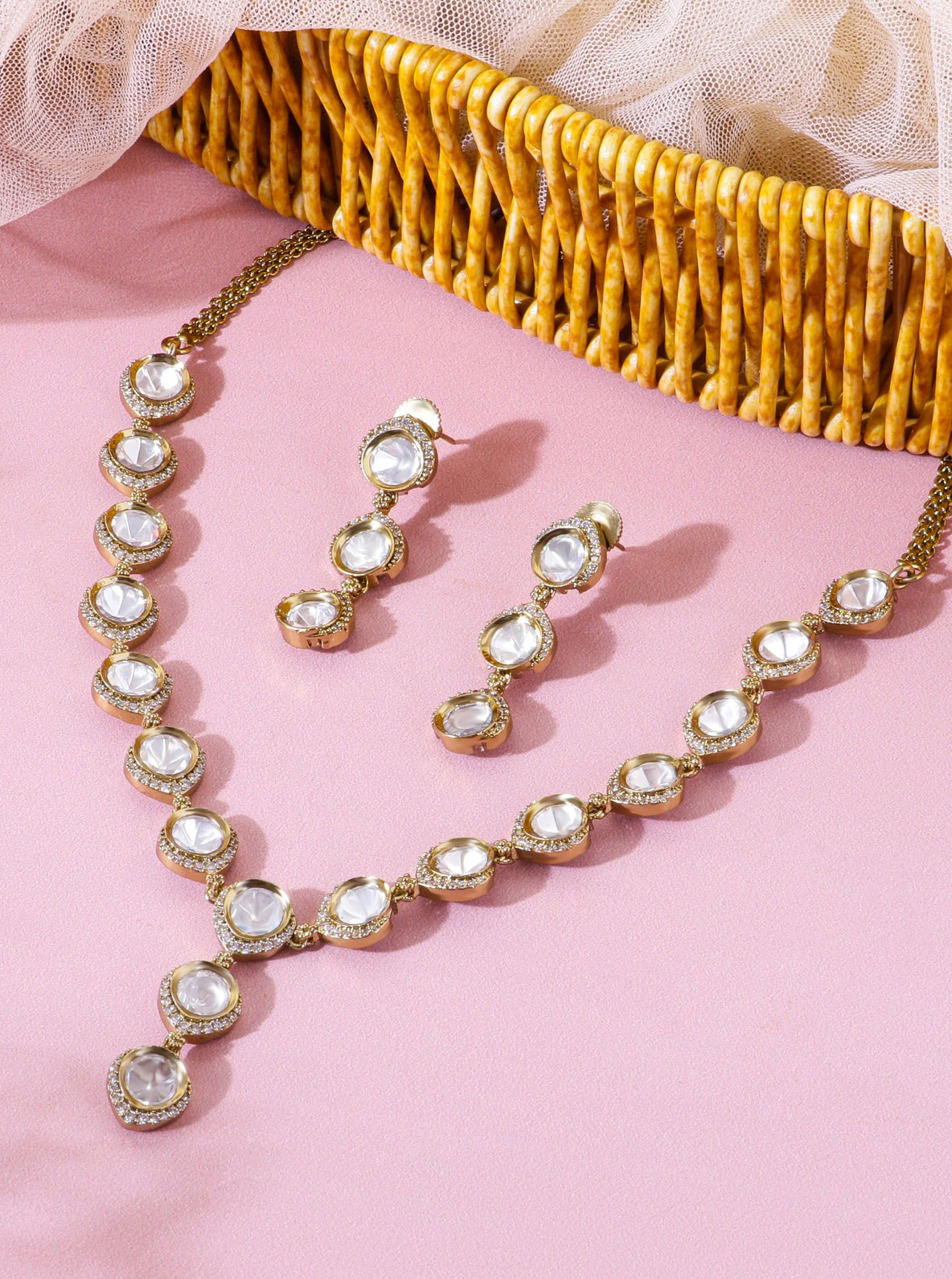 Itrani Sparkle Charm Kundan Necklace Set – Brass Finish with Anti-Tarnish Polish