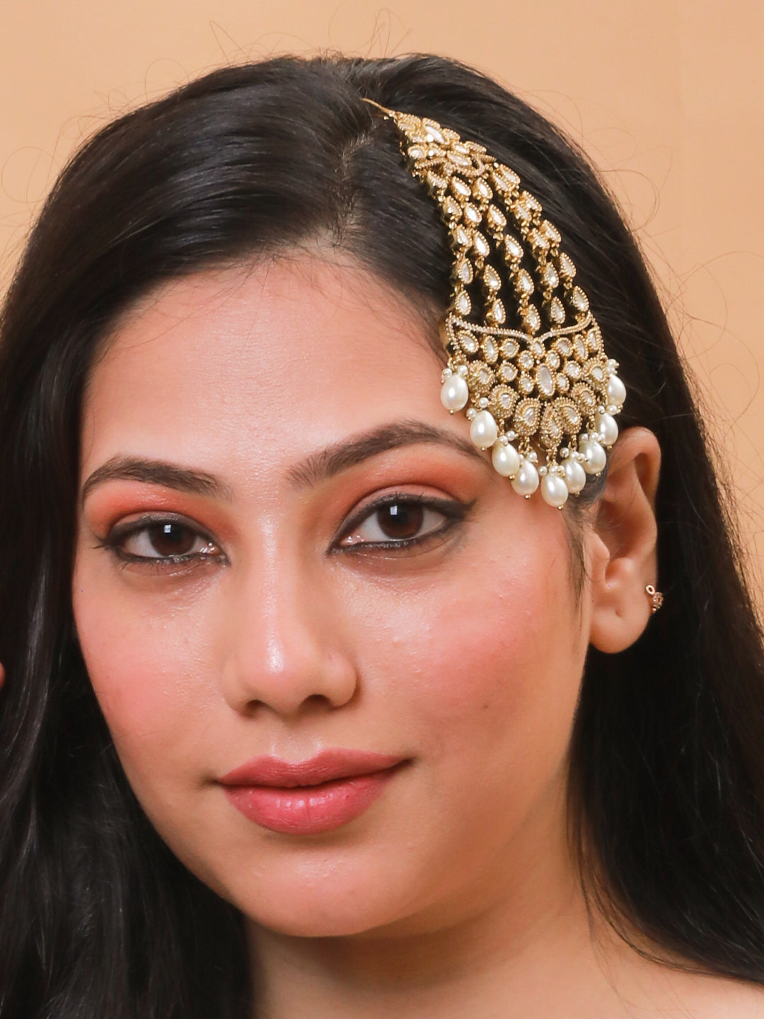 Elegant Gold Finish Passa with Pearl Droplets & Reverse American Diamonds