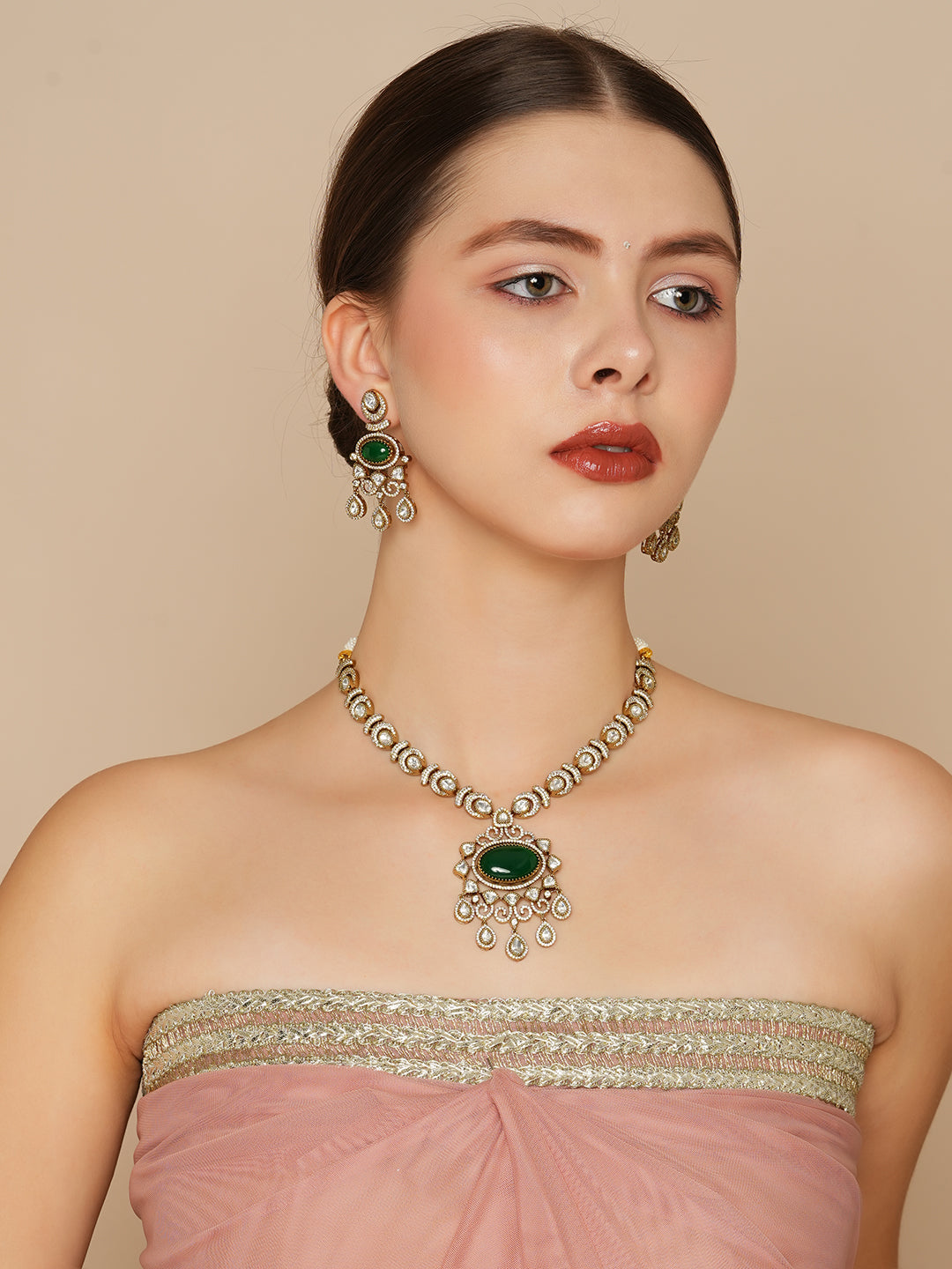 Itrani Royal Emerald Polki Necklace Set