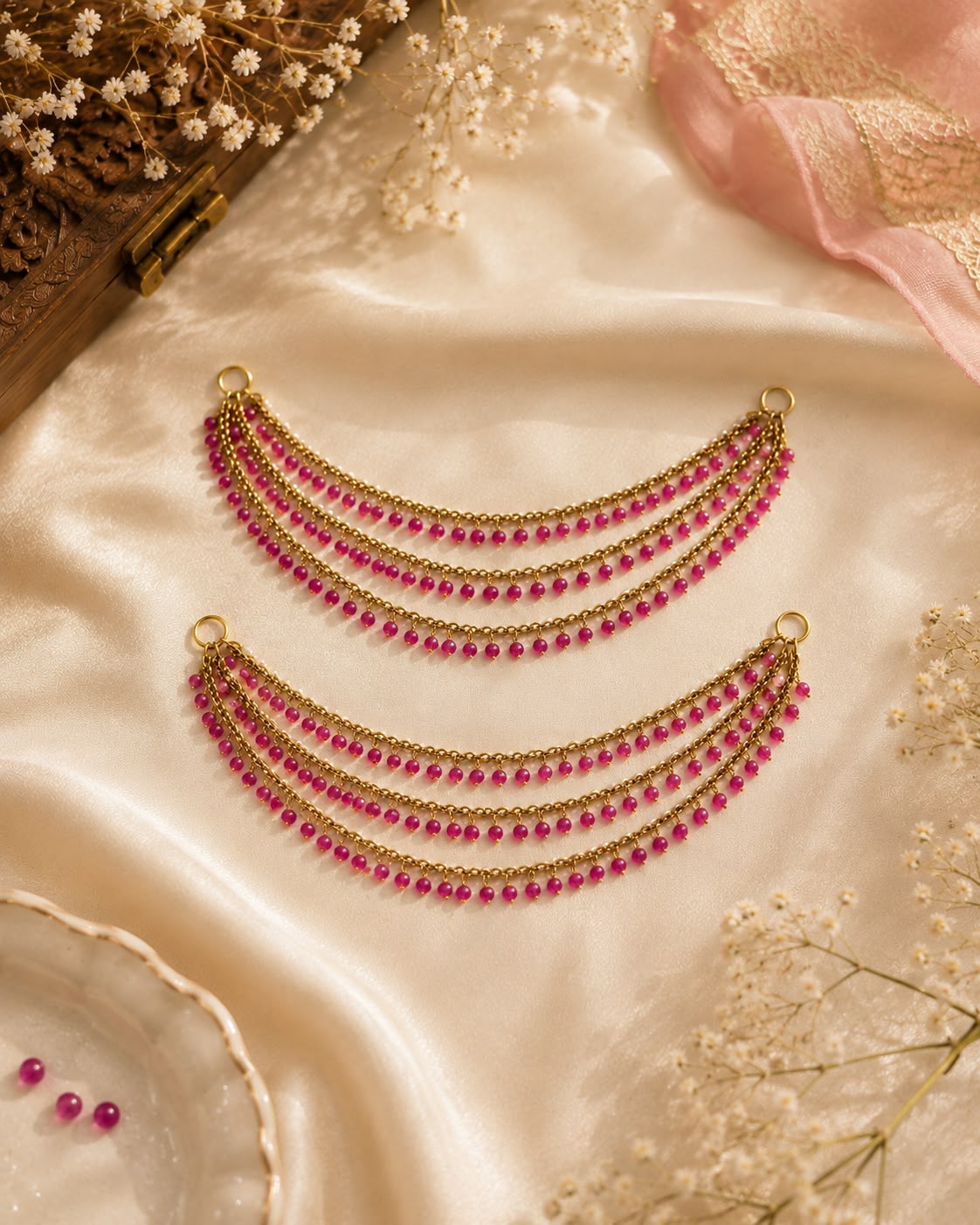 Itrani Leher Three-Layer Ear Chain