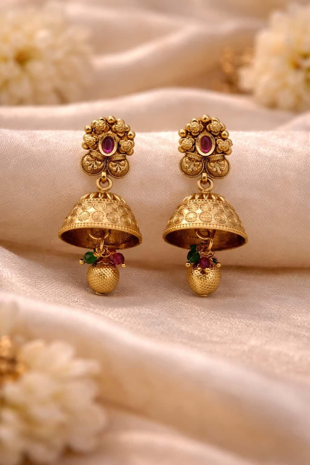 Itrani Heritage Temple Grace Anti-Tarnish Brass Necklace Set with Gold droplets