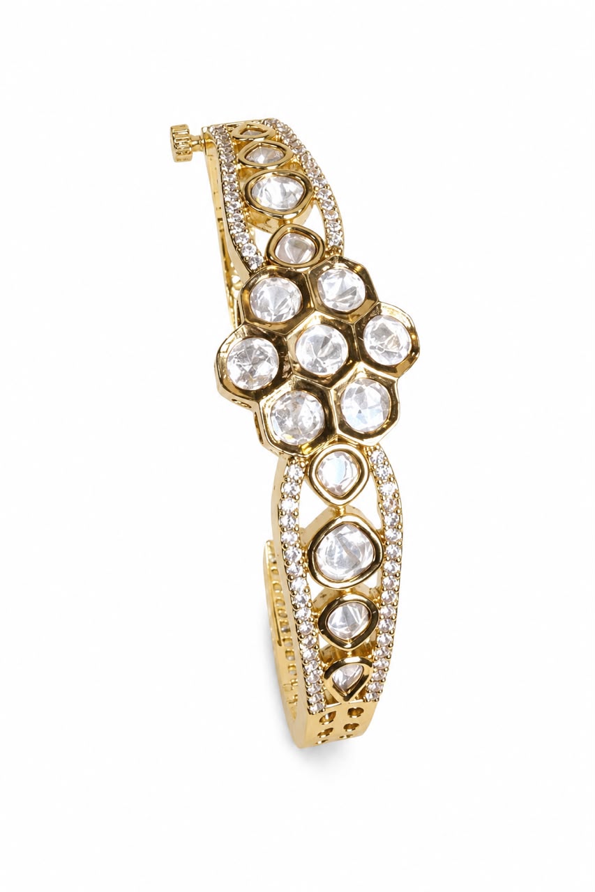Itrani Aarohi  Anti-Tarnish Brass Bracelet